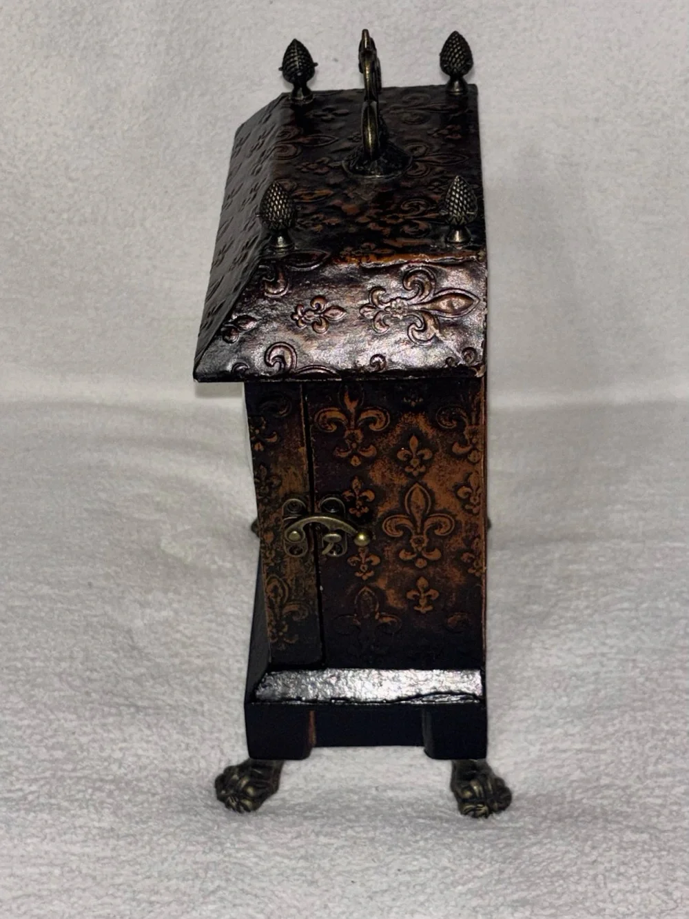 Vintage-Style Black and Bronze Fleur-de-Lis Mantel Clock